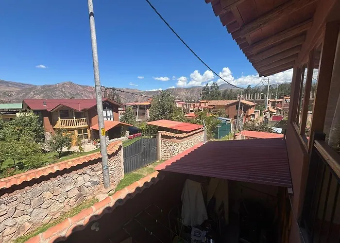 Puma Huanca Riverside Oasis Villa *